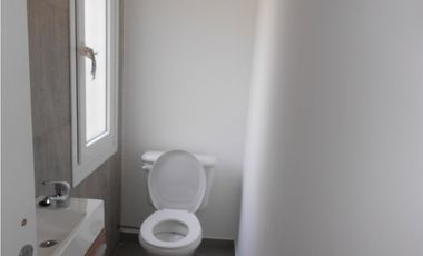 CASA 4 AMB A ESTRENAR - BARRIO LAS MARGARITAS