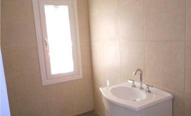CASA 4 AMB A ESTRENAR - BARRIO LAS MARGARITAS