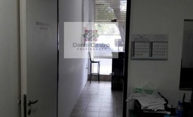 Local de 280 mt2 , en venta , zona  Villa Luzuriaga