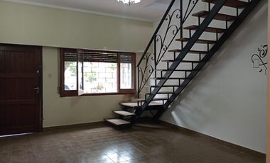 Venta PH 4 ambientes con patio y parrilla - Jose Leon Suarez - San Martin