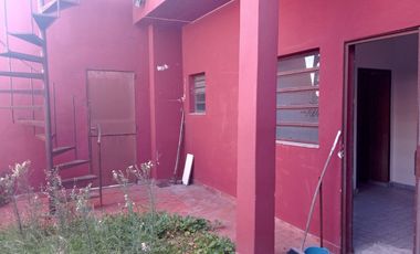 Venta PH 4 ambientes con patio y parrilla - Jose Leon Suarez - San Martin