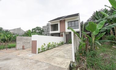 Rumah 2 Lt Siap Huni Dekat RS Mitra Keluarga Jatiasih Bisa KPR J-40796