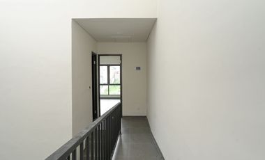 Rumah 2 Lt Siap Huni Dekat RS Mitra Keluarga Jatiasih Bisa KPR J-40796