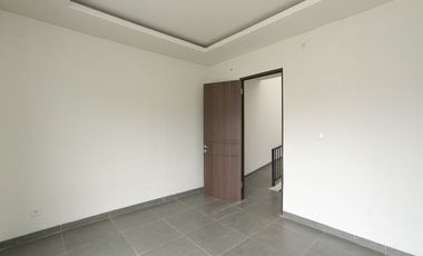 Rumah 2 Lt Siap Huni Dekat RS Mitra Keluarga Jatiasih Bisa KPR J-40796