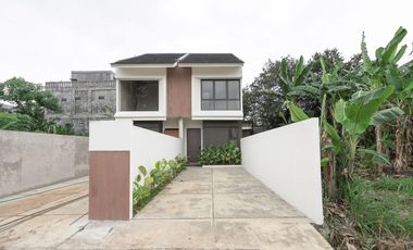 Rumah 2 Lt Siap Huni Dekat RS Mitra Keluarga Jatiasih Bisa KPR J-40796