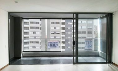 PR15348 Apartamento en arriendo en el sector La Intermedia
