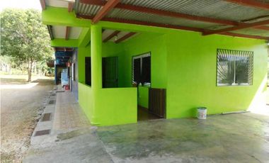 Vendo Casa en Puerto Lindo - Colón