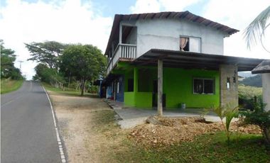 Vendo Casa en Puerto Lindo - Colón