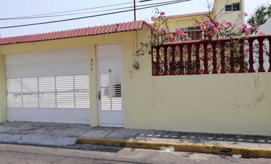 Casa en Venta en Calle 4,Col. 21 de Abril, Veracruz. GVC-0429