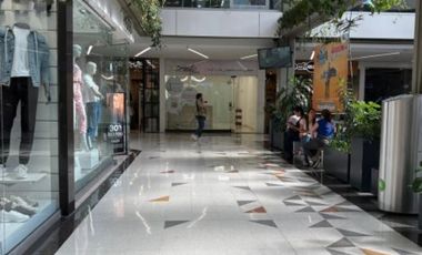 local en arriendo en la candelaria. Cod A6165