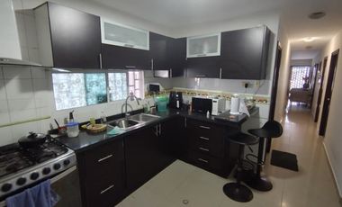 casa en venta en ciudad jardín. Cod V107065