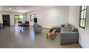 SE VENDE CASA CAMPESTRE EN ZABALETAS ANDALUCIA VALLE
