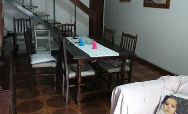 Duplex 3 ambientes, patio, cochera - Olivos
