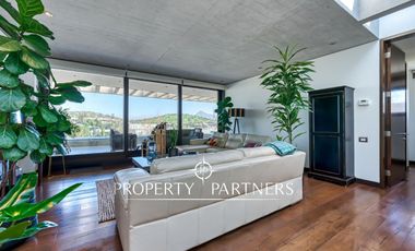 Espectacular Casa en Valle Escondido