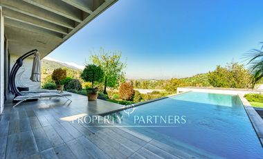 Espectacular Casa en Valle Escondido