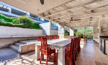 Espectacular Casa en Valle Escondido