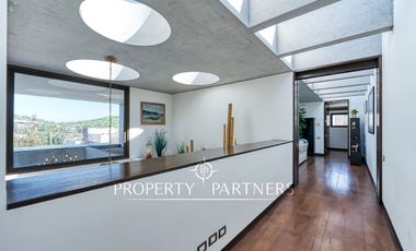 Espectacular Casa en Valle Escondido