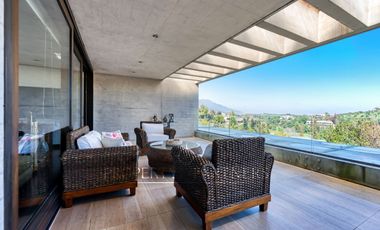 Espectacular Casa en Valle Escondido