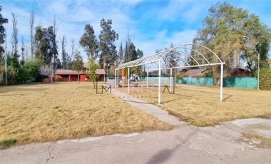Local Comercial en arriendo en Pirque