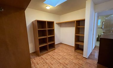 RENTA CASA AMUEBLADA EN POZOS