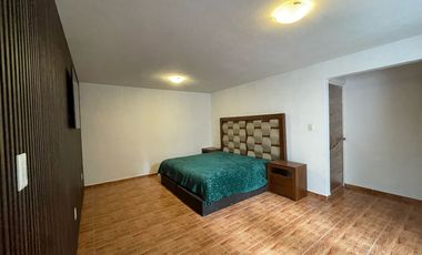 RENTA CASA AMUEBLADA EN POZOS