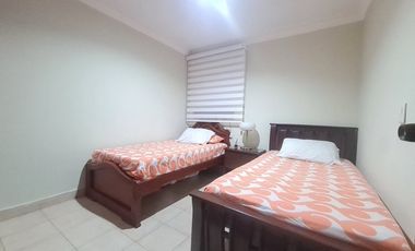 VENTA - BARRIO: LAS COLINAS