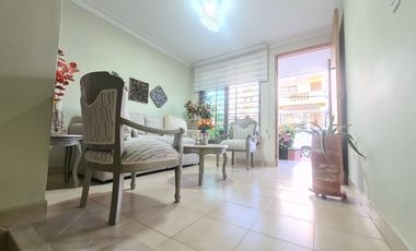 VENTA - BARRIO: LAS COLINAS