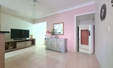 VENTA - BARRIO: LAS COLINAS