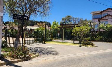 SE VENDE CASA EN CONDOMINIO - EL QUISCO