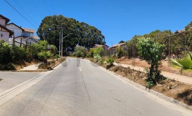 SE VENDE CASA EN CONDOMINIO - EL QUISCO