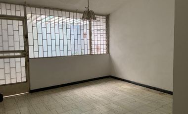 CASA EXCELETE UBICACIÒN AVENIDA CERO ESPECIAL PARA EPS