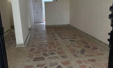 VENDO EXCELENTE CASA EN EL BARRIO JARDIN DE COAVICONSA - BUCARAMANGA. Cod V13606