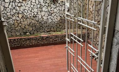 VENDO EXCELENTE CASA EN EL BARRIO JARDIN DE COAVICONSA - BUCARAMANGA. Cod V13606