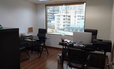 SE VENDE OFICINA EN WORLD TRADE CENTER - 4222DA