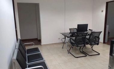 SE VENDE OFICINA EN WORLD TRADE CENTER - 4222DA