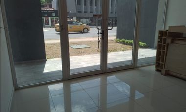 ALQUILO CENTRICO LOCAL COMERCIAL LISTO PARA ESTRENAR