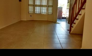 Duplex en Venta Haedo / Moron (A008 782)
