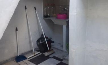 CASA-PH DE 3 AMPLIOS AMBIENTES EN LANUS ESTE