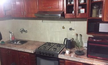 CASA-PH DE 3 AMPLIOS AMBIENTES EN LANUS ESTE