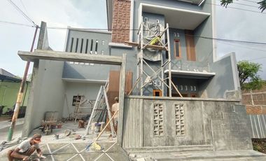 Dijual rumah nusukan