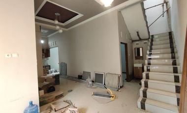 Dijual rumah nusukan