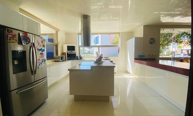 Casa en Fraccionamiento en Paraíso Country Club Emiliano Zapata - CAEN-1018-Fr