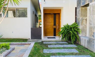 Casa en Fraccionamiento en Paraíso Country Club Emiliano Zapata - CAEN-1018-Fr