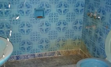 CASA PH PLANTA BAJA DE 2 AMBIENTES CON FONDO Y JARDIN.