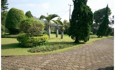 Villa Siap Pakai Fasilitas Lengkap dan Terawat di Cipanas Cianjur