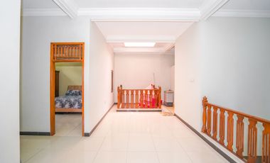 Rumah LT 144 Strategis 12 Menit ke Pintu Tol Limo 2 Siap Huni J-43807