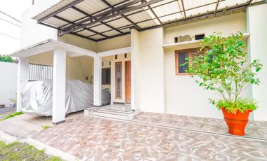 Rumah LT 144 Strategis 12 Menit ke Pintu Tol Limo 2 Siap Huni J-43807