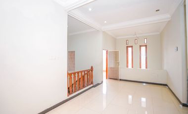 Rumah LT 144 Strategis 12 Menit ke Pintu Tol Limo 2 Siap Huni J-43807