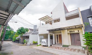 Rumah LT 144 Strategis 12 Menit ke Pintu Tol Limo 2 Siap Huni J-43807