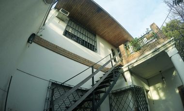 Casa Multifamiliar - Rodriguez Peña 2100